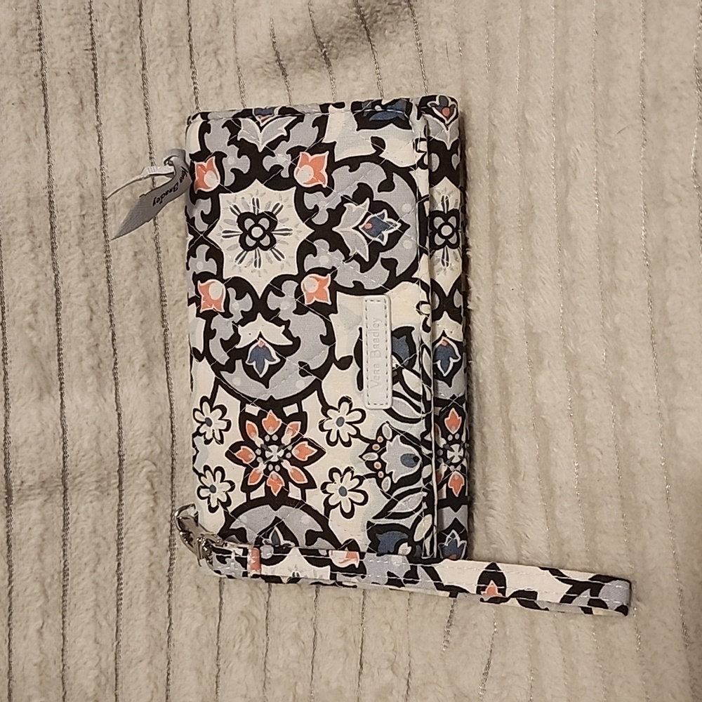 Vera bradley wallet